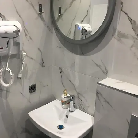Lux Grand * Hanioti