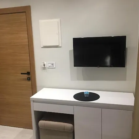 Lux Grand Aparthotel