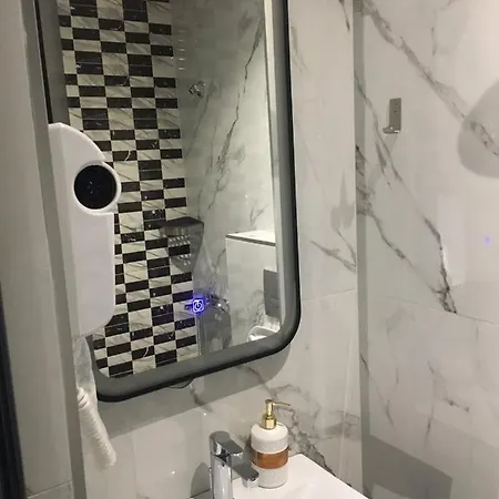Lux Grand Aparthotel