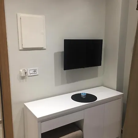 Lux Grand Aparthotel