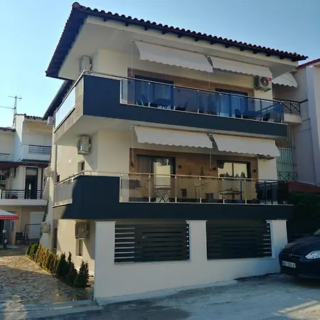Aparthotel Lux Grand Hanioti